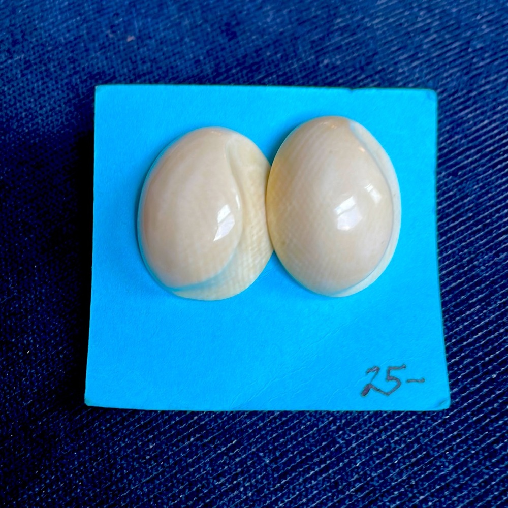 White pierced stud vintage earrings